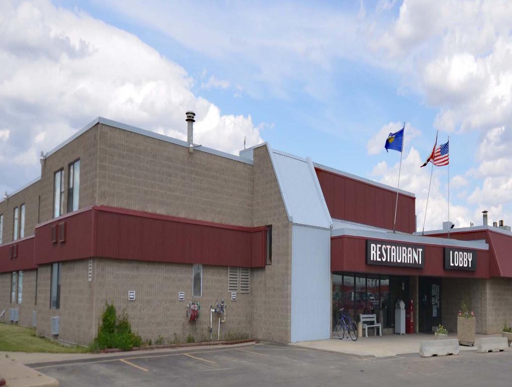 Travelodge Hanna Canada Grey ภายนอก รูปภาพ
